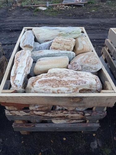 Златолит жёлтый, жёлто-зелёный глыбки и валуны для ланшафтного дизайна купить в Лысьве