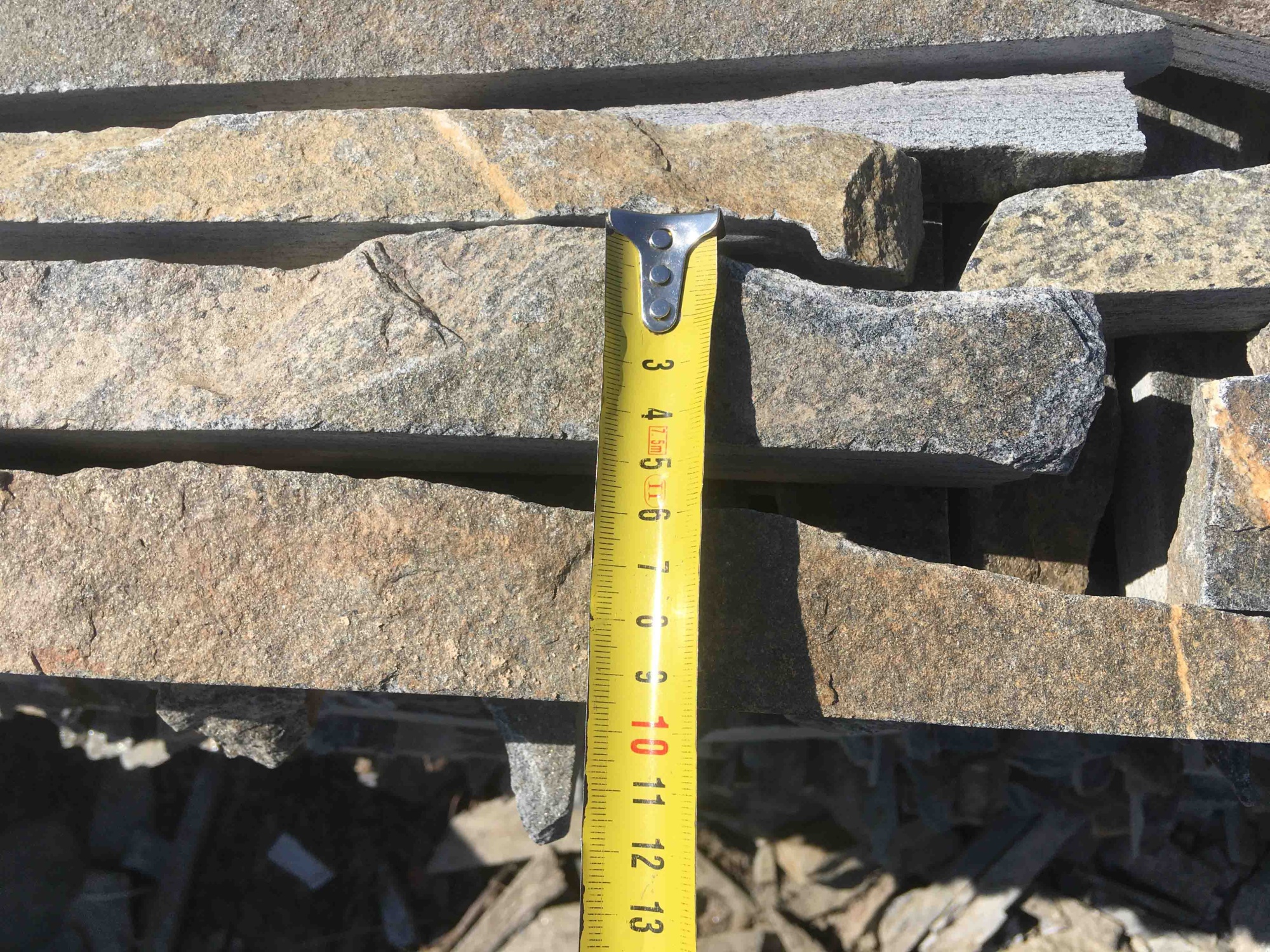 Горбушка златолит мультиколор для облицовки купить в Лысьве