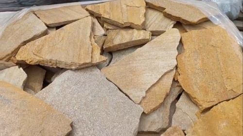 Плитняк златолит жёлтый для цоколя купить в Лысьве