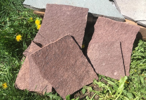 Плитняк лемезит бордовый для цоколя 1,5-2 см купить в Лысьве