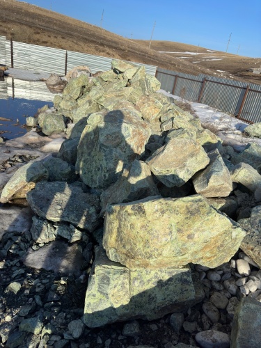 Камни для ландшафтного дизайна зелёные 10-60 килограмм купить в Лысьве