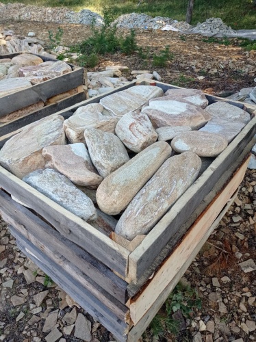 Златолит жёлтый, жёлто-зелёный глыбки и валуны для ланшафтного дизайна купить в Лысьве