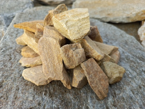 Златолит жёлтый декоративная каменная крошка купить в Лысьве