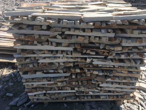 Горбушка златолит золотистый для облицовки купить в Лысьве