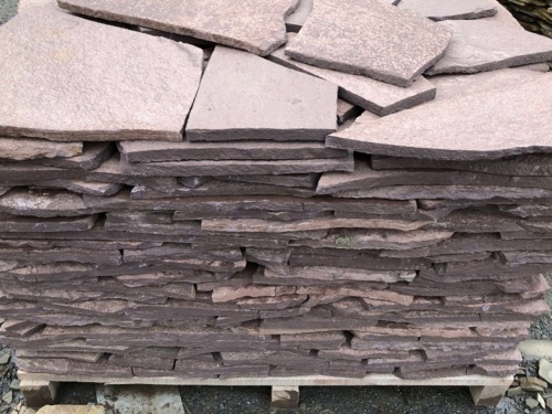 Плитняк лемезит бордовый для облицовки цоколя 20-25 мм  купить в Лысьве