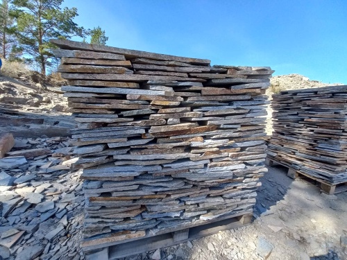 Плитняк златолит серебристый для фасада купить в Лысьве