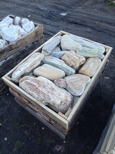 Златолит жёлтый, жёлто-зелёный глыбки и валуны для ланшафтного дизайна купить в Лысьве