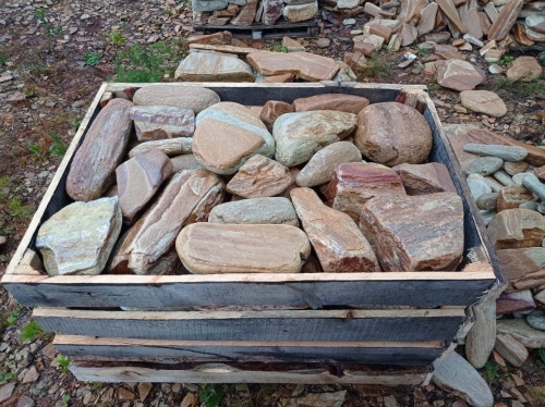 Златолит жёлтый, жёлто-зелёный глыбки и валуны для ланшафтного дизайна купить в Лысьве